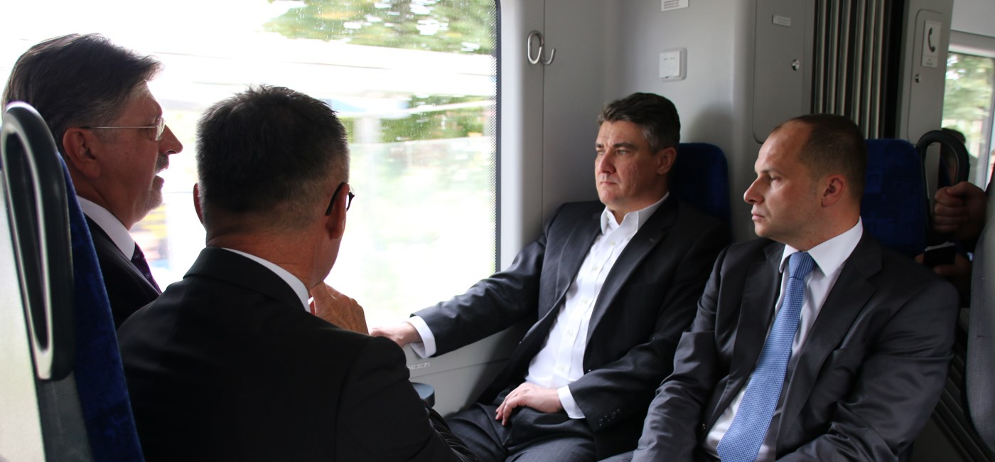 Predsjednik Vlade Milanović na prvoj redovitoj vožnji novog elektromotornog vlaka na liniji Dugo Selo – Zagreb 